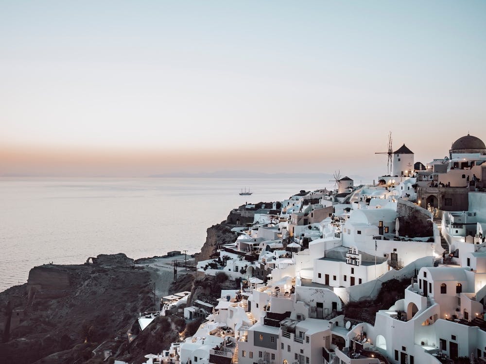 Oia Cliffside Charm, Santorini