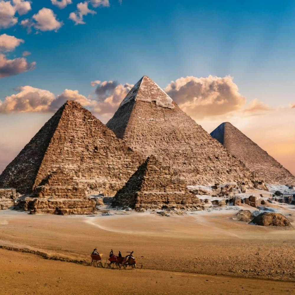 Giza-Pyramiden Bei Sonnenuntergang