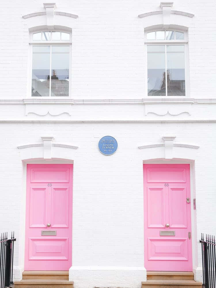 London Loves Pink