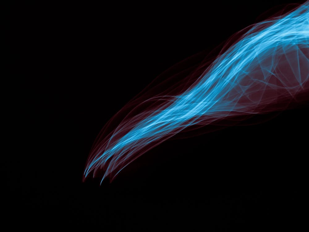 Leuchtend Abstrakt Gekrümmte Blaue Und Rote Linien 4