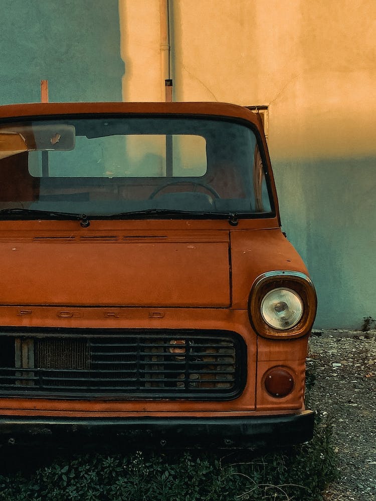 Red Ford, Vintage Istanbul