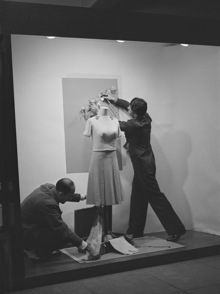 Untitled Photo, Possibly Related To Class In Window Display At The San Diego Vocational School