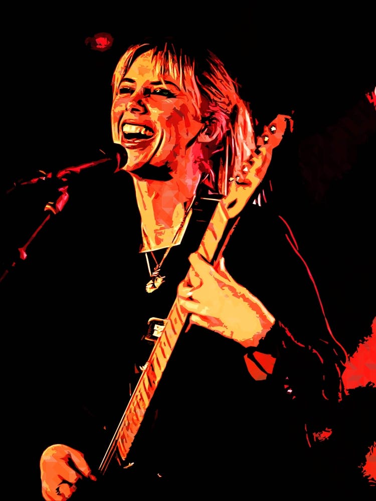 Ellie Rowsell 1