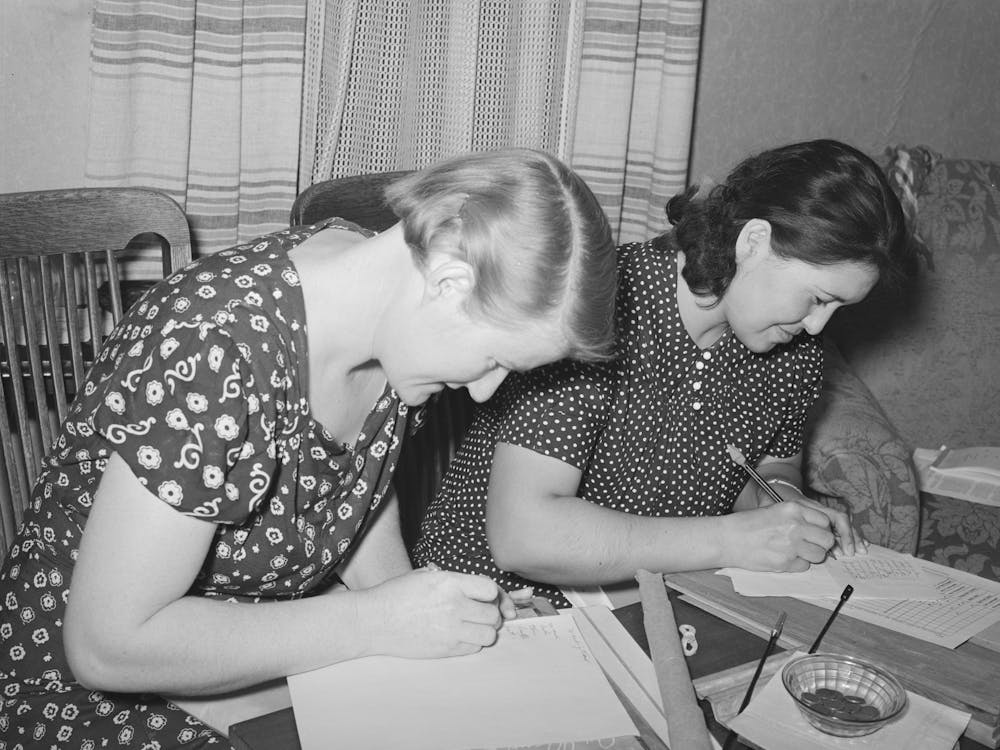 Members Of Home Demonstration Club Working On Contest Which Was Determined Who Could Make The Large