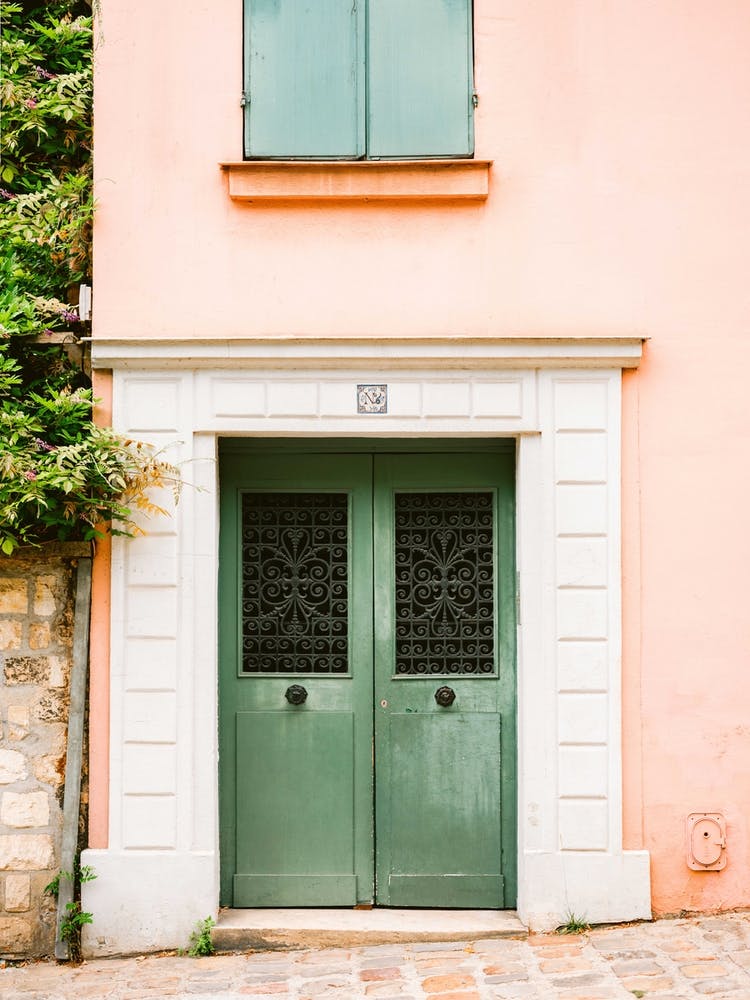 Green And Pink Montmartre Paris