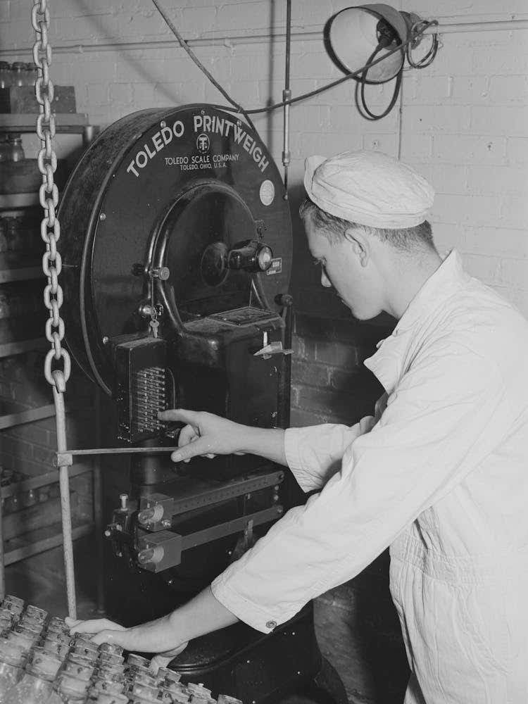 Recording Weight, Etc, Of Samples Of Cream And Milk At Dairymen S Cooperative Creamery, Caldwell