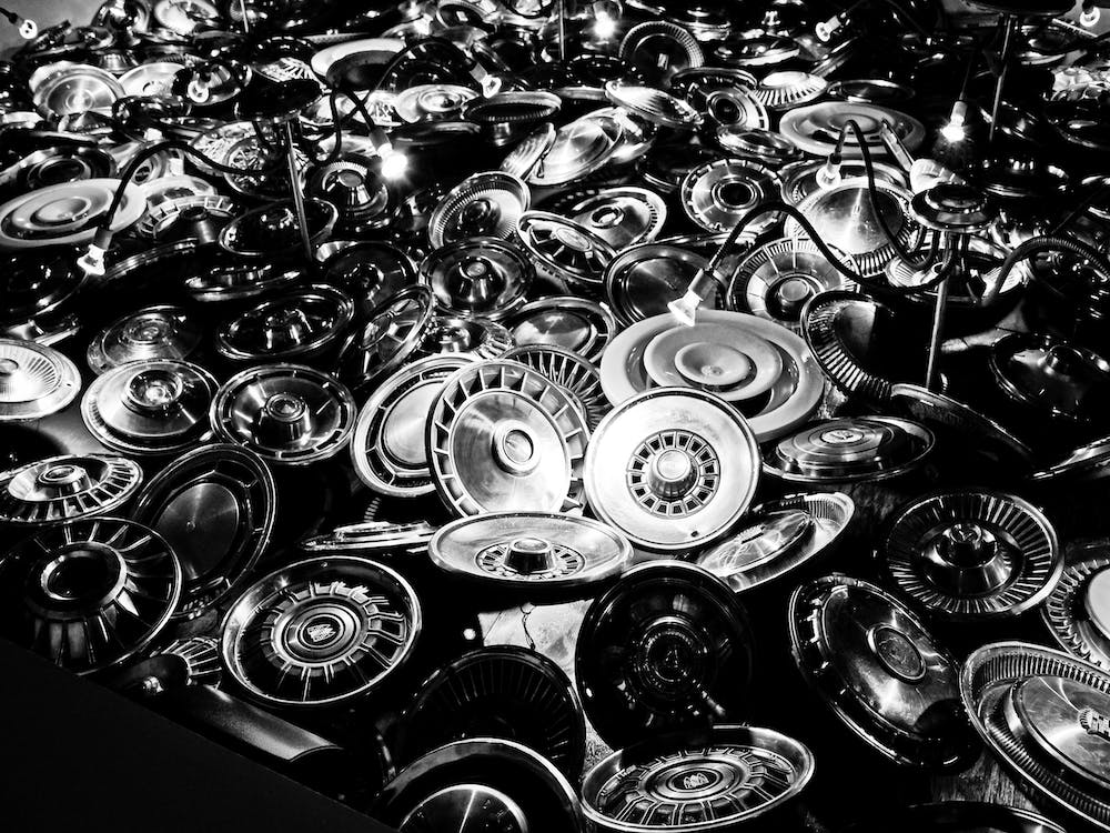 Hub Caps Bw