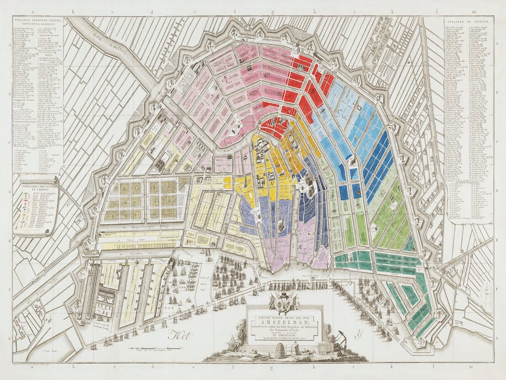 Plattegrond Van Amsterdam Met Verdeling In Halve Brigades En Bataljons Van De Nationale Garde (1795)