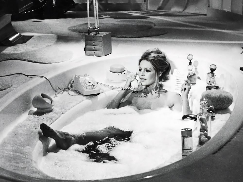 Brigitte Bardot in bathtub