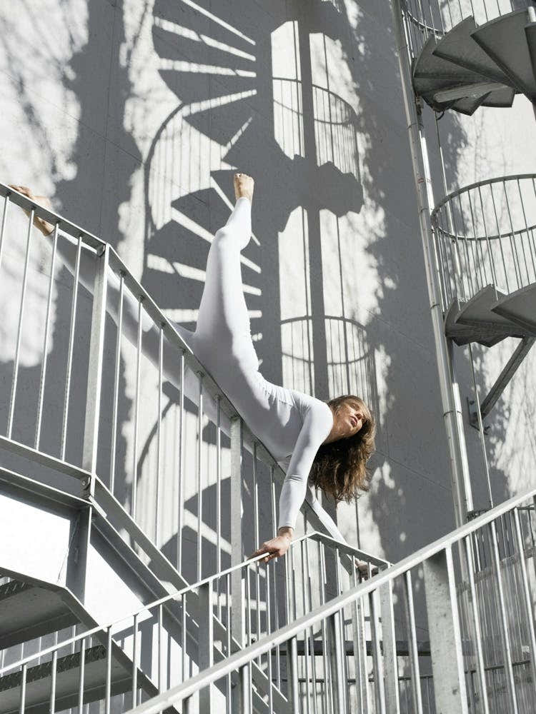 The Urban Yoga: Paris 05