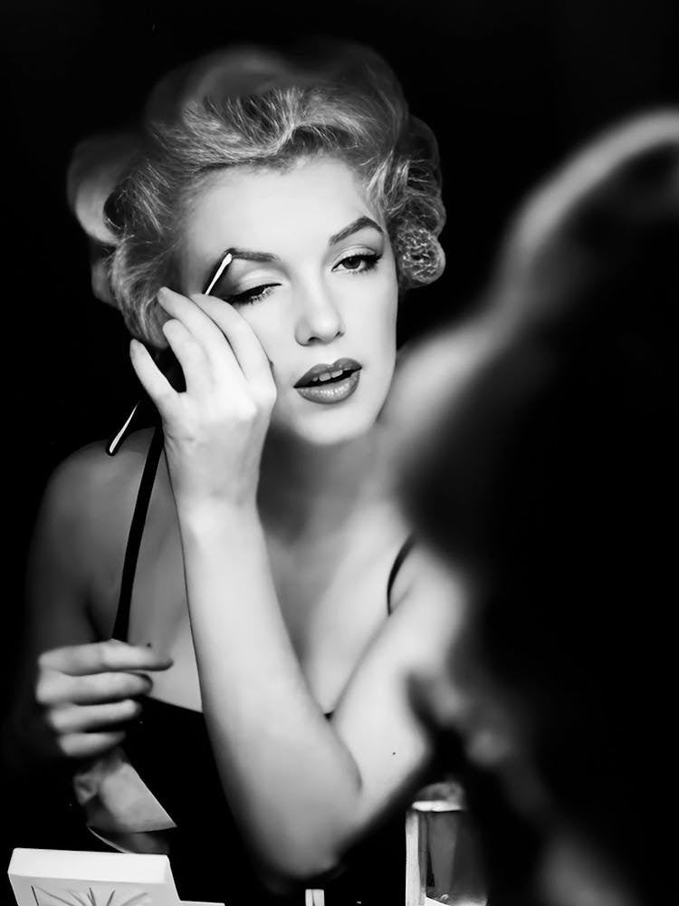 Marilyn Monroe Black And White 2
