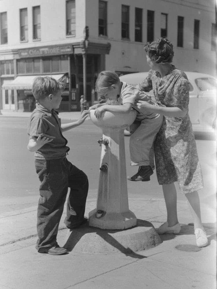 Water Fountain, Caldwell, Idaho By Russell Lee