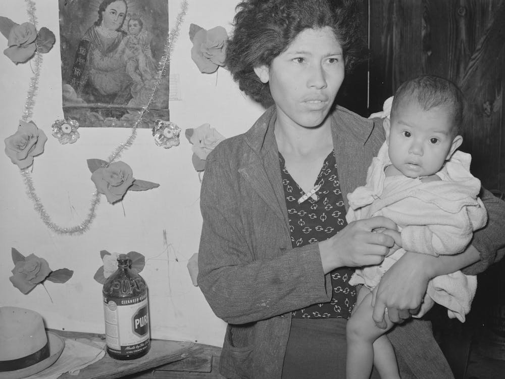 Mexican Mother And Child, Crystal City, Texas By Russell Lee