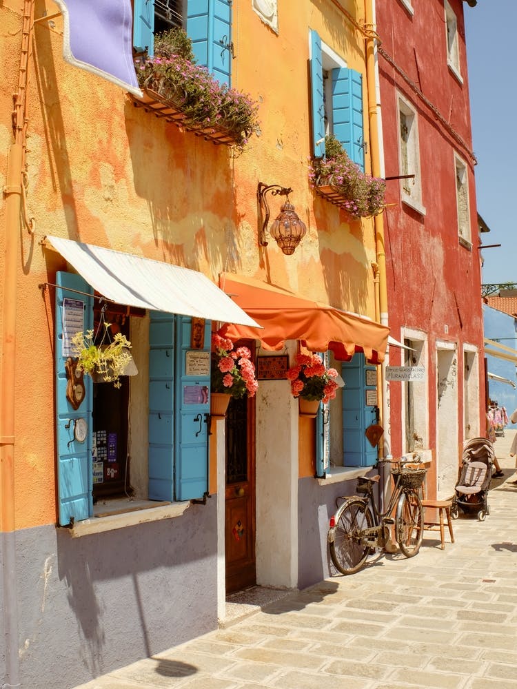 Italian Sunny Alley