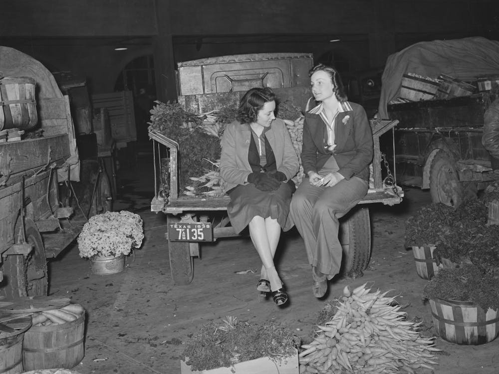 Wives Of Vegetable Peddlers Sometimes Accompany Their Husbands To The Early Morning Market, San Antonio, Texas By