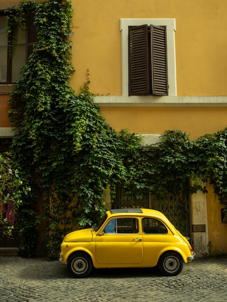 The Yellow Car in Rome"