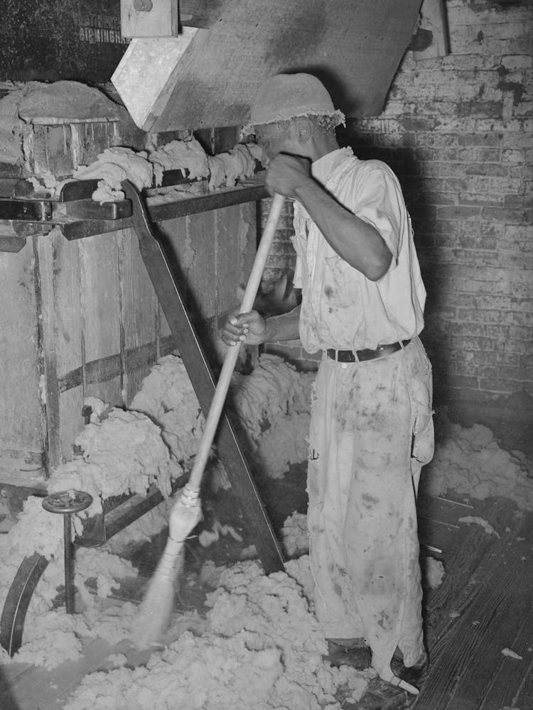 Untitled Photo, Possibly Related To Working Levers For Baling Machine In Cotton Seed Oil Mill, Mclennan County
