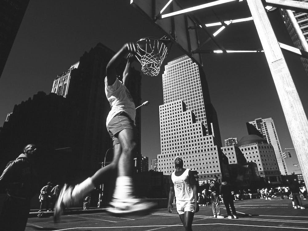 Dunking From The Series Metropolis