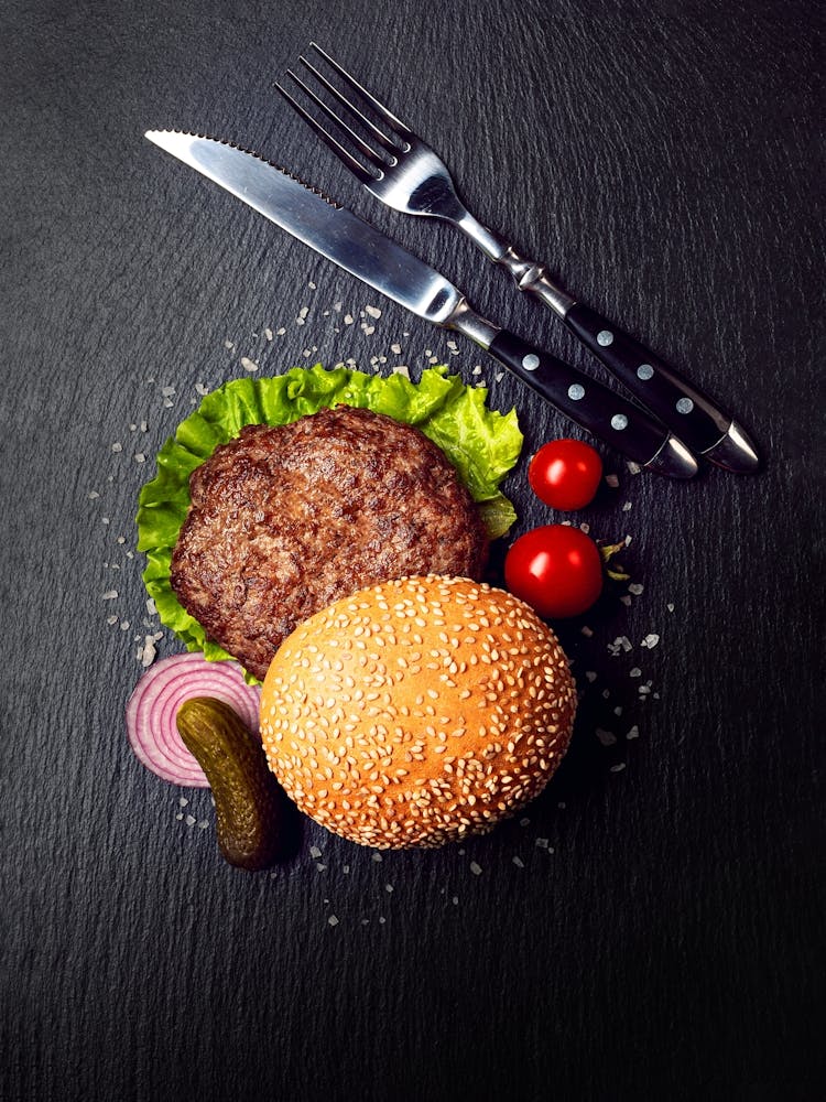 Burgers and tomatoes — Food kitchen poster/blackboard, photo art 1