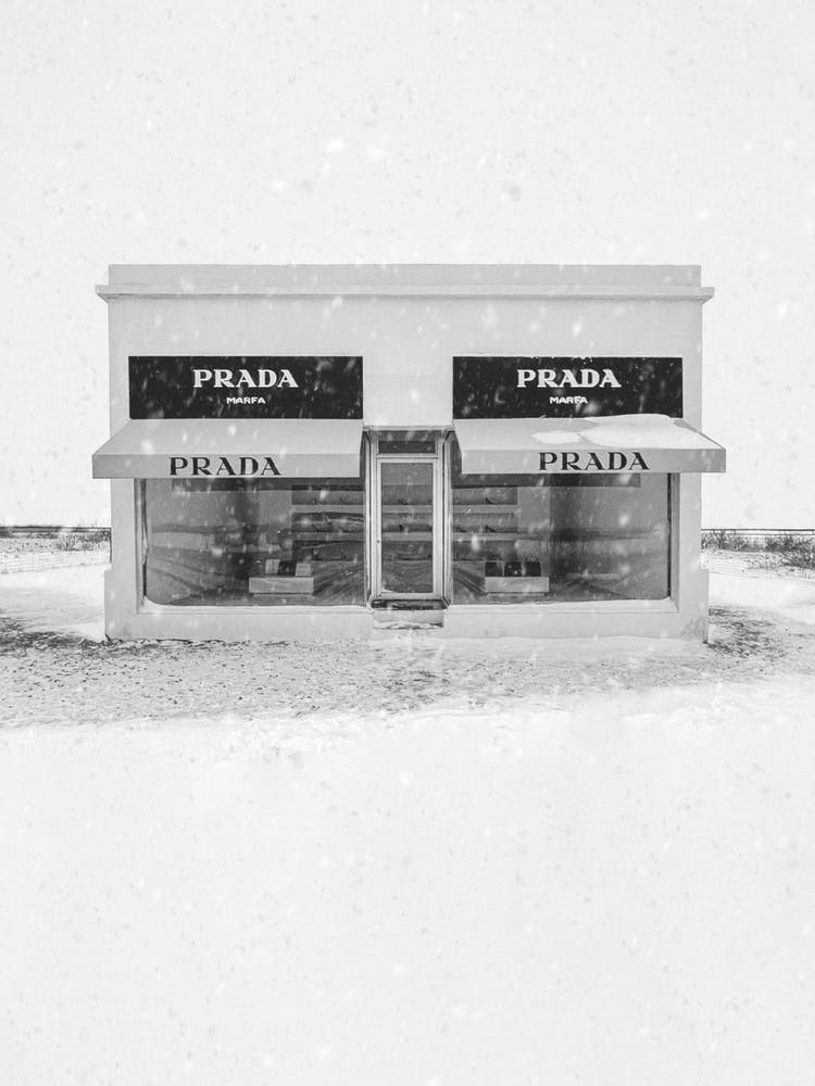 Snowing @Prada Marfa