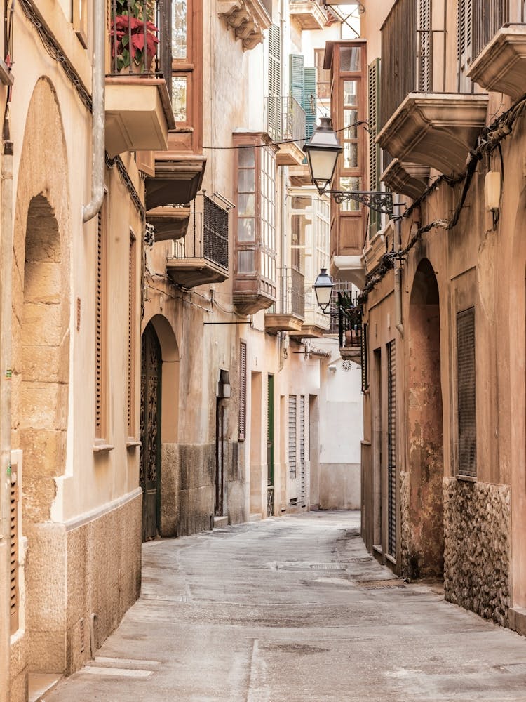 Palma de Mallorca Rue Étroite Dans La Vieille Ville