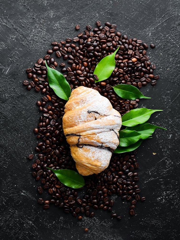 Coffee & croissant — Food kitchen poster/blackboard, photo art