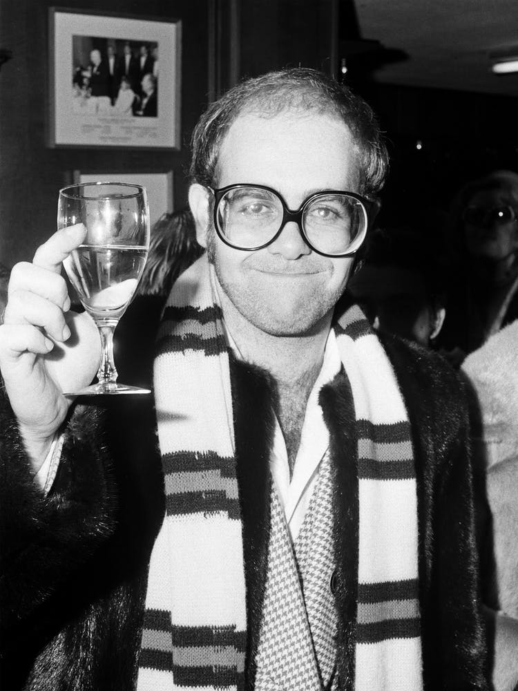 Elton John At The Fa Cup 1976