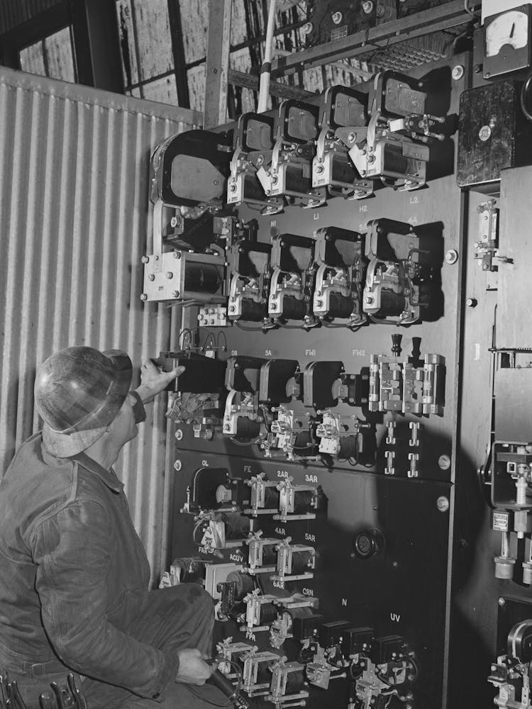 Switchboard, Shasta Dam, Shasta County, California By Russell Lee