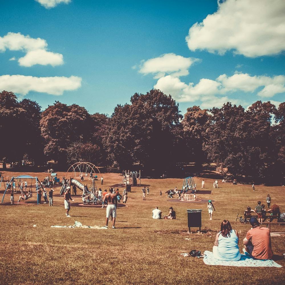 The Day Of Summer At The Park England Square