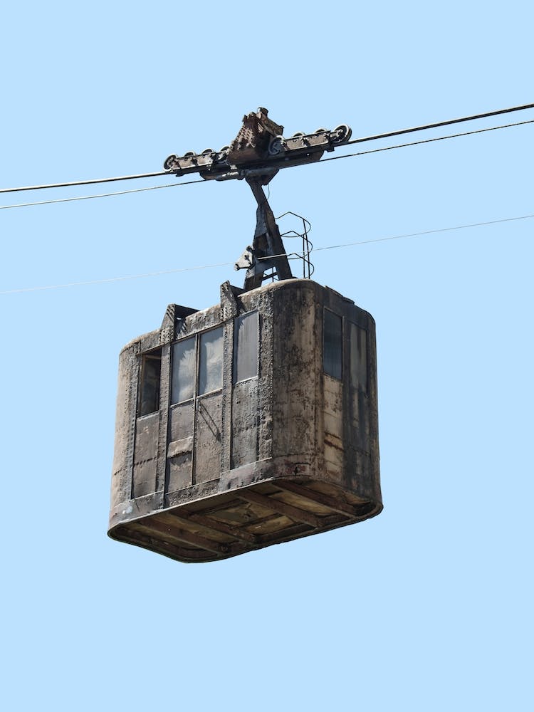 Vehicule Collection Cable Car Rusted