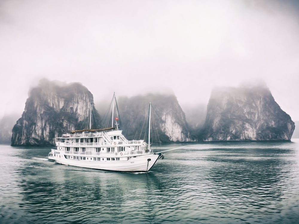 Halong Aphrodite
