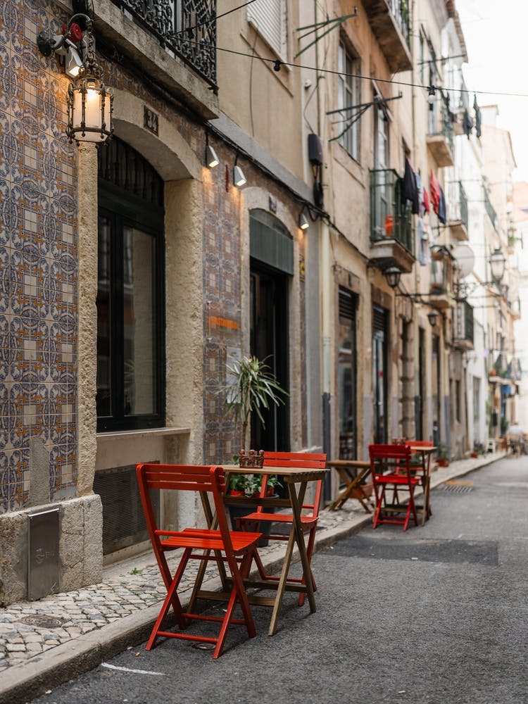Charming Alfama Café Scene