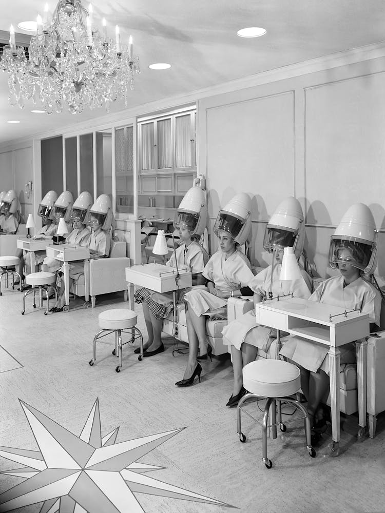 Salon de Beauté, Ancienne Photo Vintage Noir et Blanc