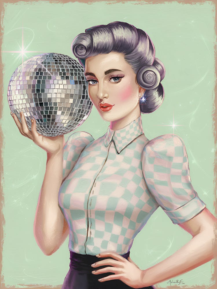 A Surreal Vintage Inspired Portrait Of A Glamorous Qtxa5lletc6gwngyg01yww M6ps5cdlsou Z8fq8vx6aq Copie