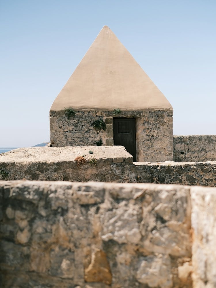 Watchtower in Eivissa // Ibiza Travel Photography