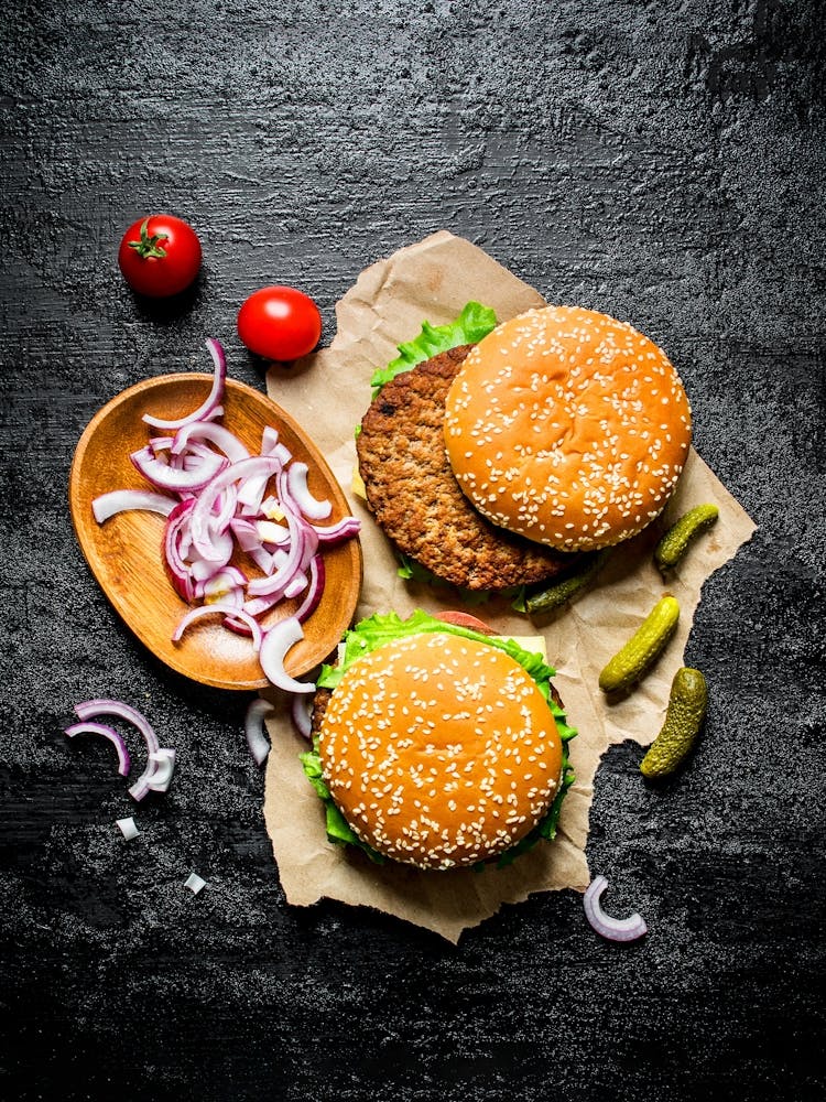 Burgers and tomatoes — Food kitchen poster/blackboard, photo art