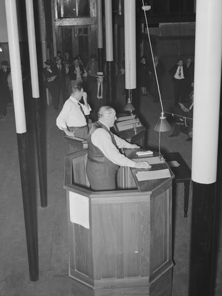 Auctioneer S Stands, Strawberry Auction, Hammond, Louisiana By Russell Lee