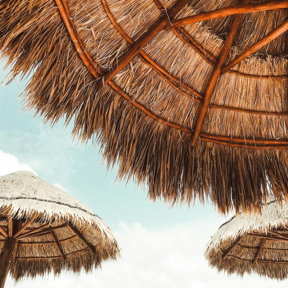 Straw Umbrellas Square