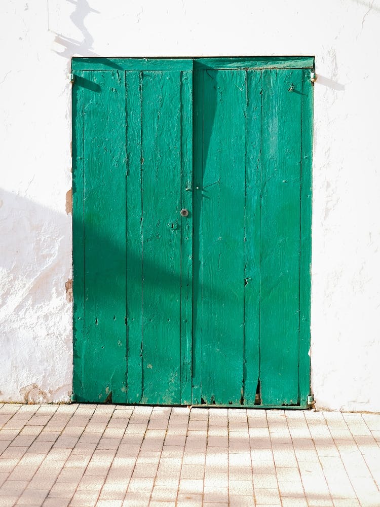 Green Door // Ibiza Travel Photography 1