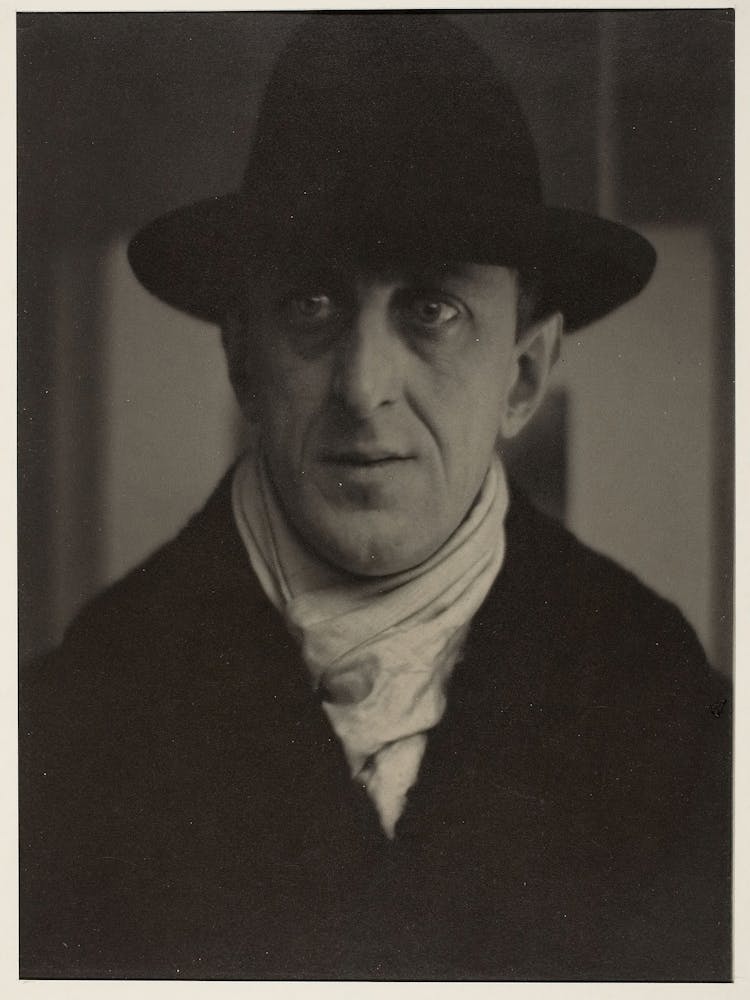 Marsden Hartley (1916), Alfred Stieglitz