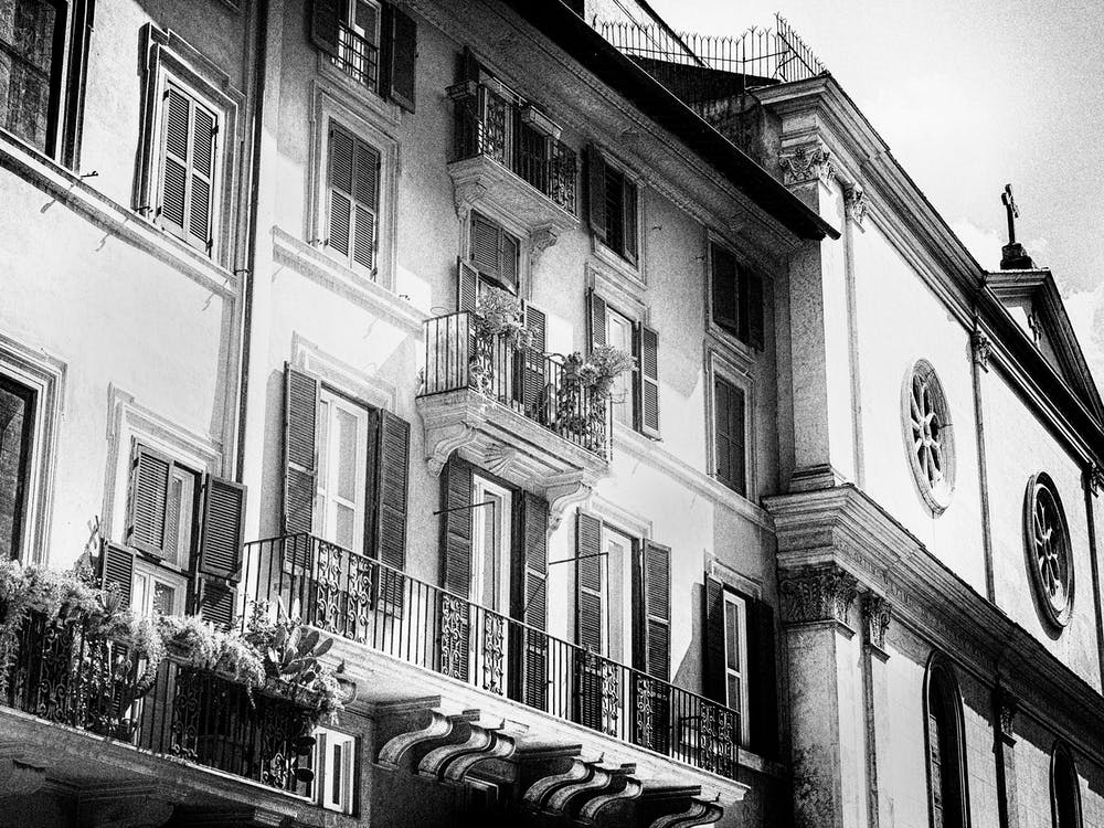 The Romantic Windows // Rome Travel Photography