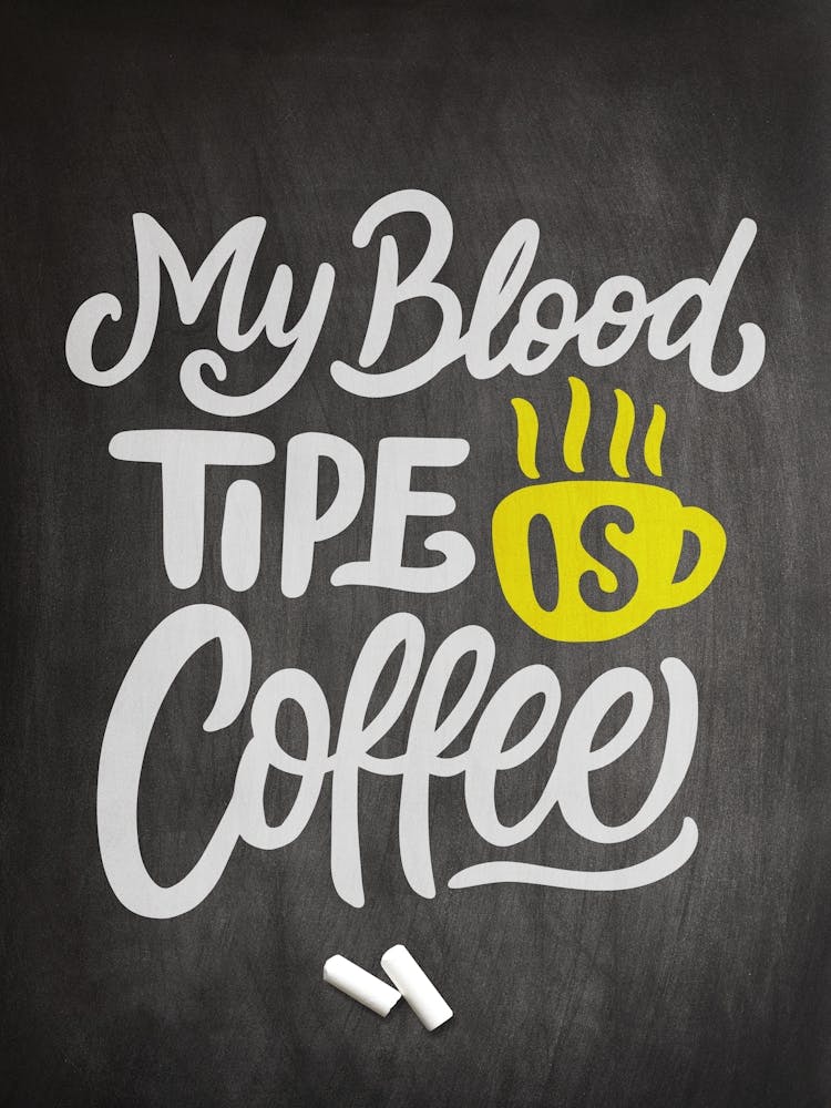 Mein Bluttyp ist Kaffee — Kaffee-Poster, Küchen-Kunstdruck, Küchen-Wanddeko, Kaffee-Zitat, Motivations-Poster
