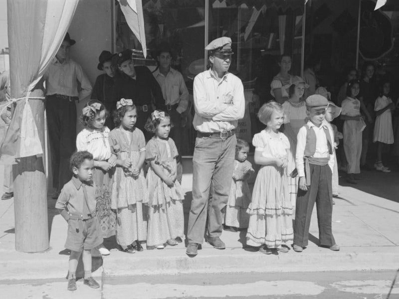 People At The Fiesta, Taos, New Mexico By Russell Lee