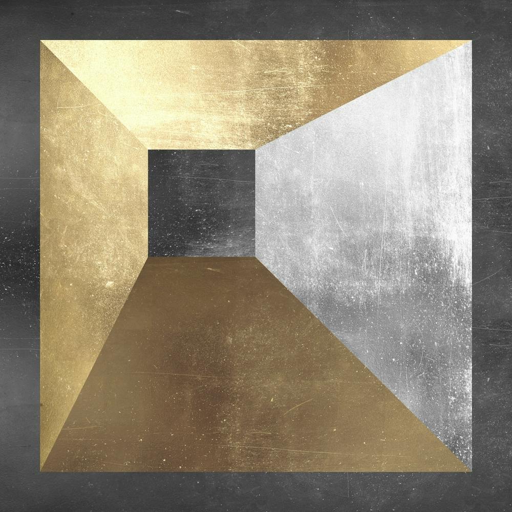 Metal and gold geometry 14