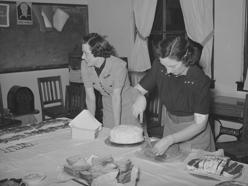 Wife Of Jaycee Member Cutting Cake At Buffet Supper At The High School, Eufaula, Oklahoma, See General Capti