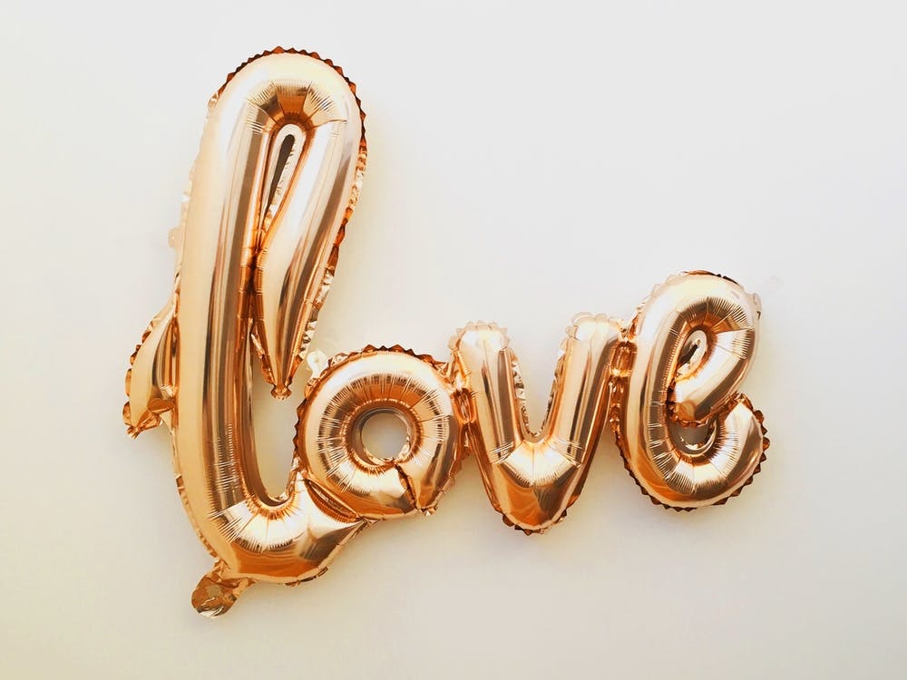 Golden Love Ballon