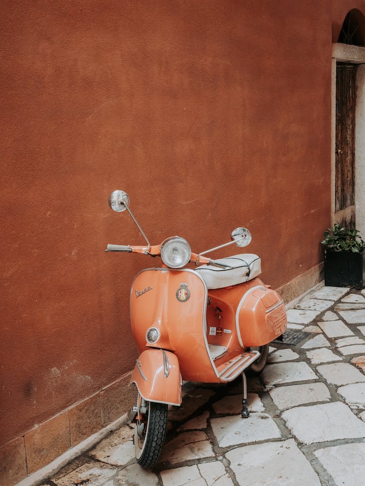 Vespa | Corfu city | Greece