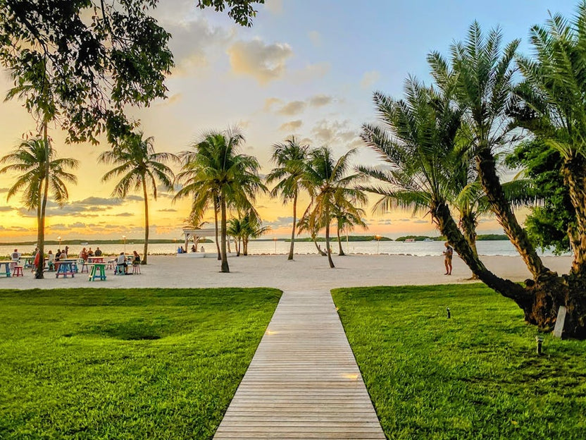 Sunset On Upper Matecumbe Key (Florida Keys Series)