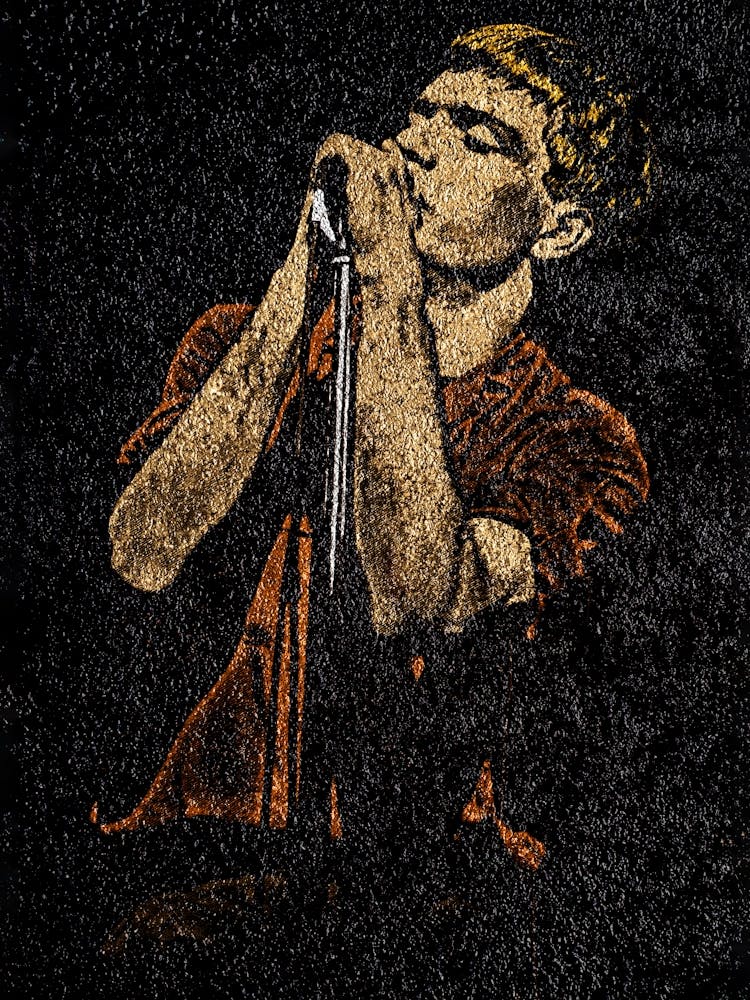 Ian Curtis Sings at His Concert