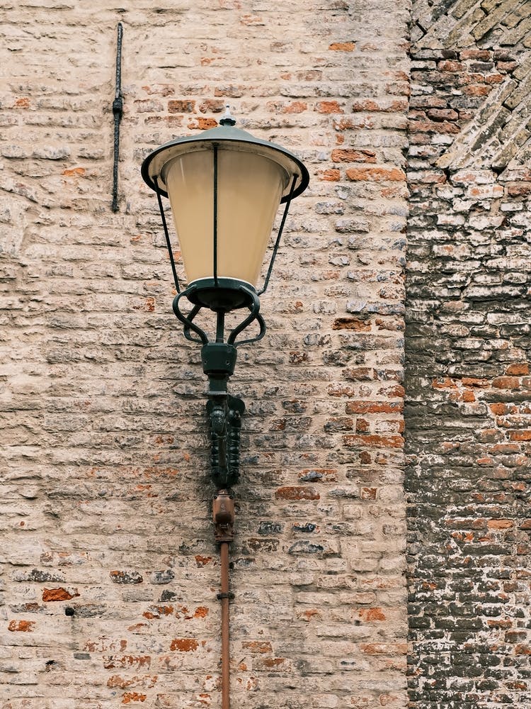 Old Lamp // The Netherlands // Travel Photography